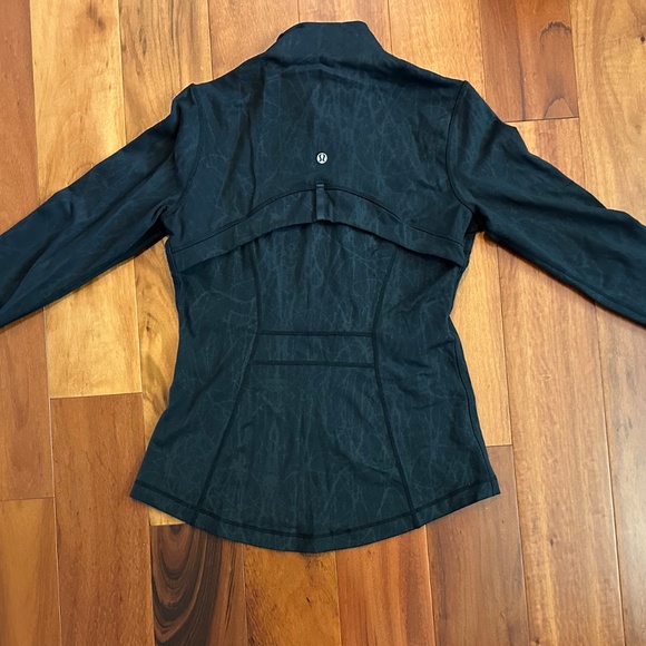 Lululemon Define Jacket Black Size 8 *Rare* - Picture 1 of 9